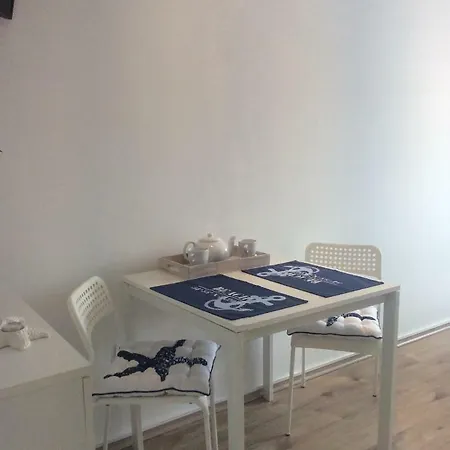 Tiny Studio Big Living Apartment *